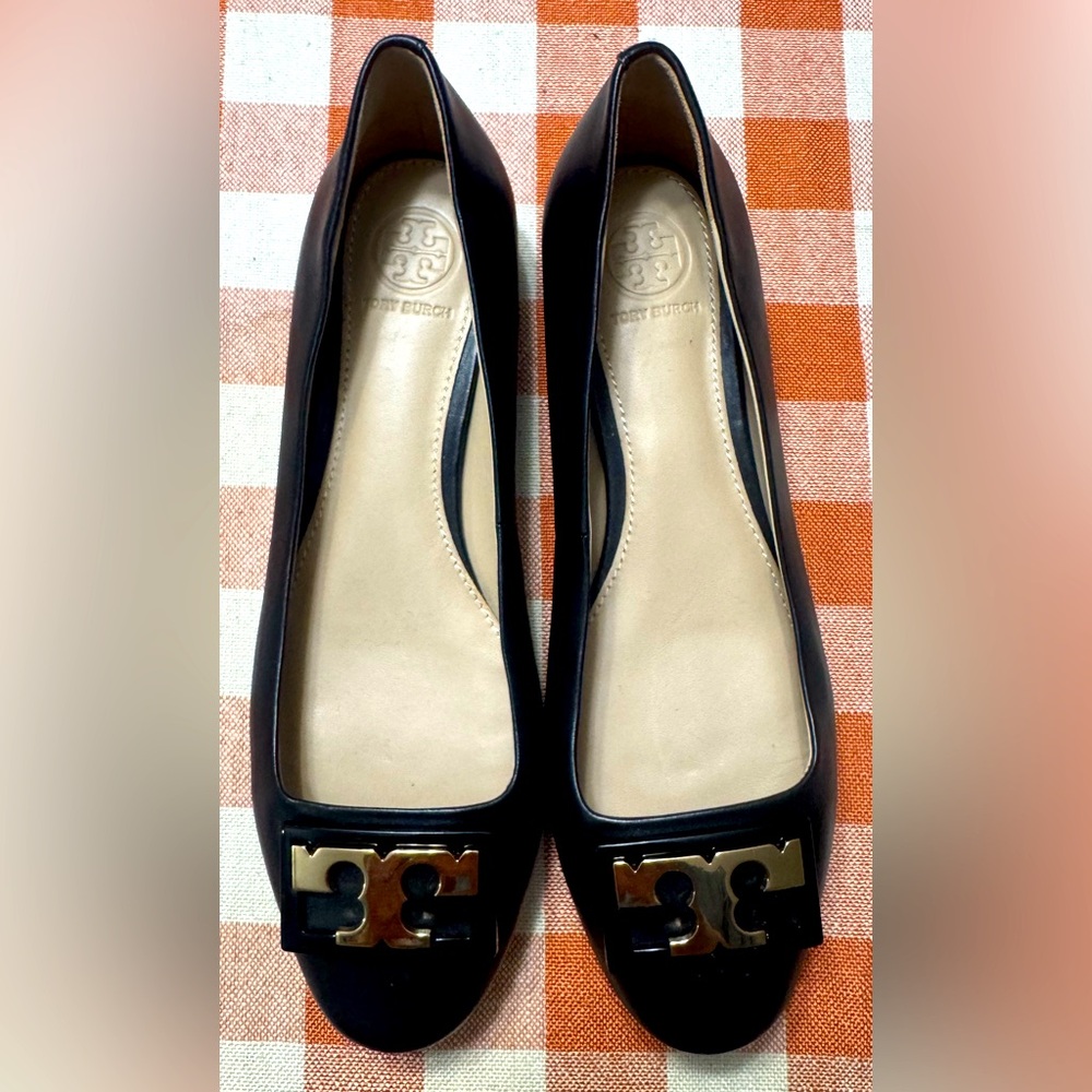 Tory Burch flats, size 6.5 with NO Box
